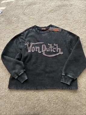 Von Dutch Originals Black washed Crewneck Sweatshirt with Raised Logo Patch